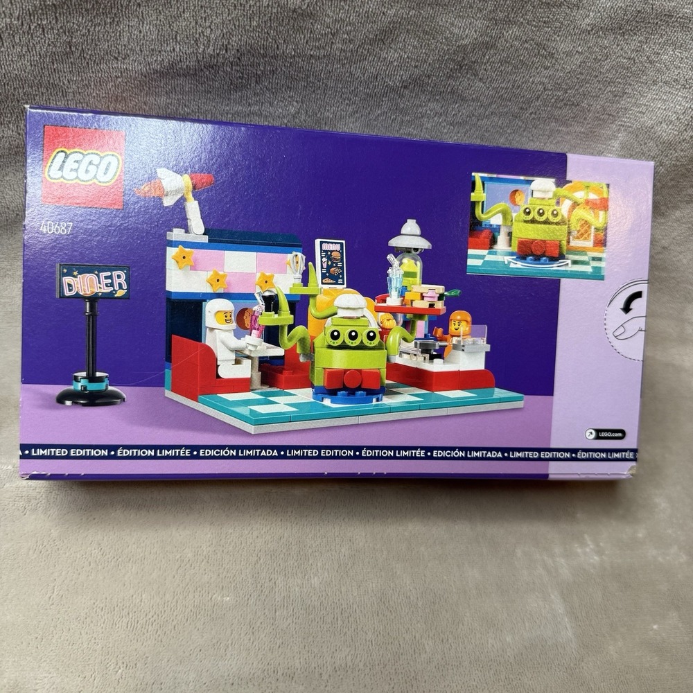 LEGO 40687 Alien Space Diner Limited Edition Sealed Box 239 Pieces New